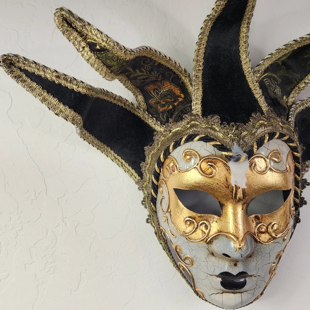Genuine Italian Jester-style Venetian Mask